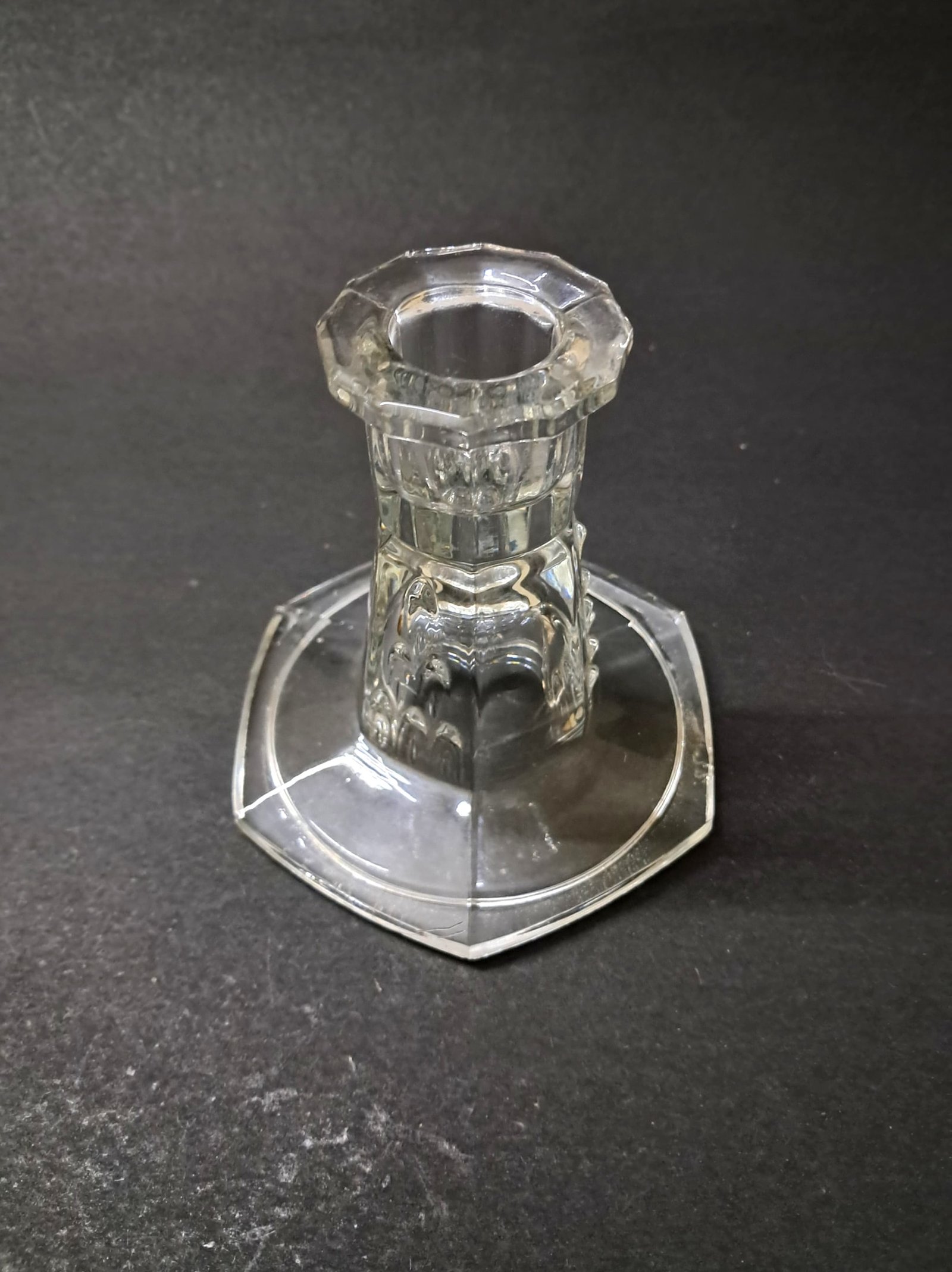 Vintage Crystal Glass Candlestick Holder – Faceted Octagonal Base & Decorative Fluted Stem