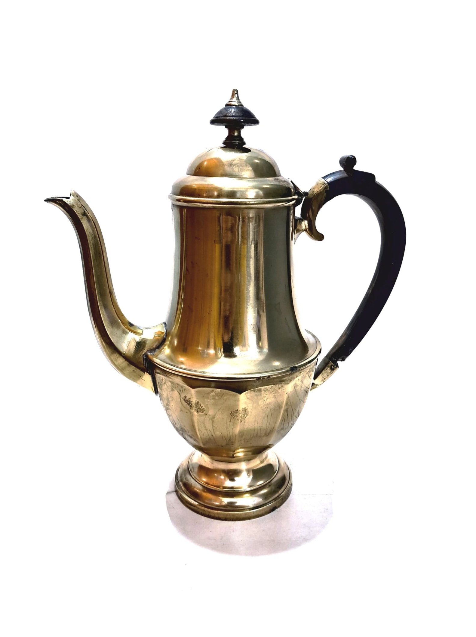 Vintage Edwardian Brass Coffee Pot – Antique Coffee Server with Dark Wooden Handle & Hinged Lid