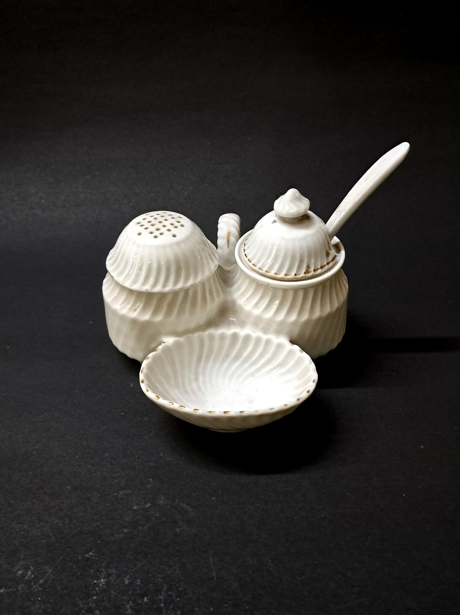 3-Section Vintage Ceramic Condiment Caddy with Handle – Salt, Mustard & Spoon Set