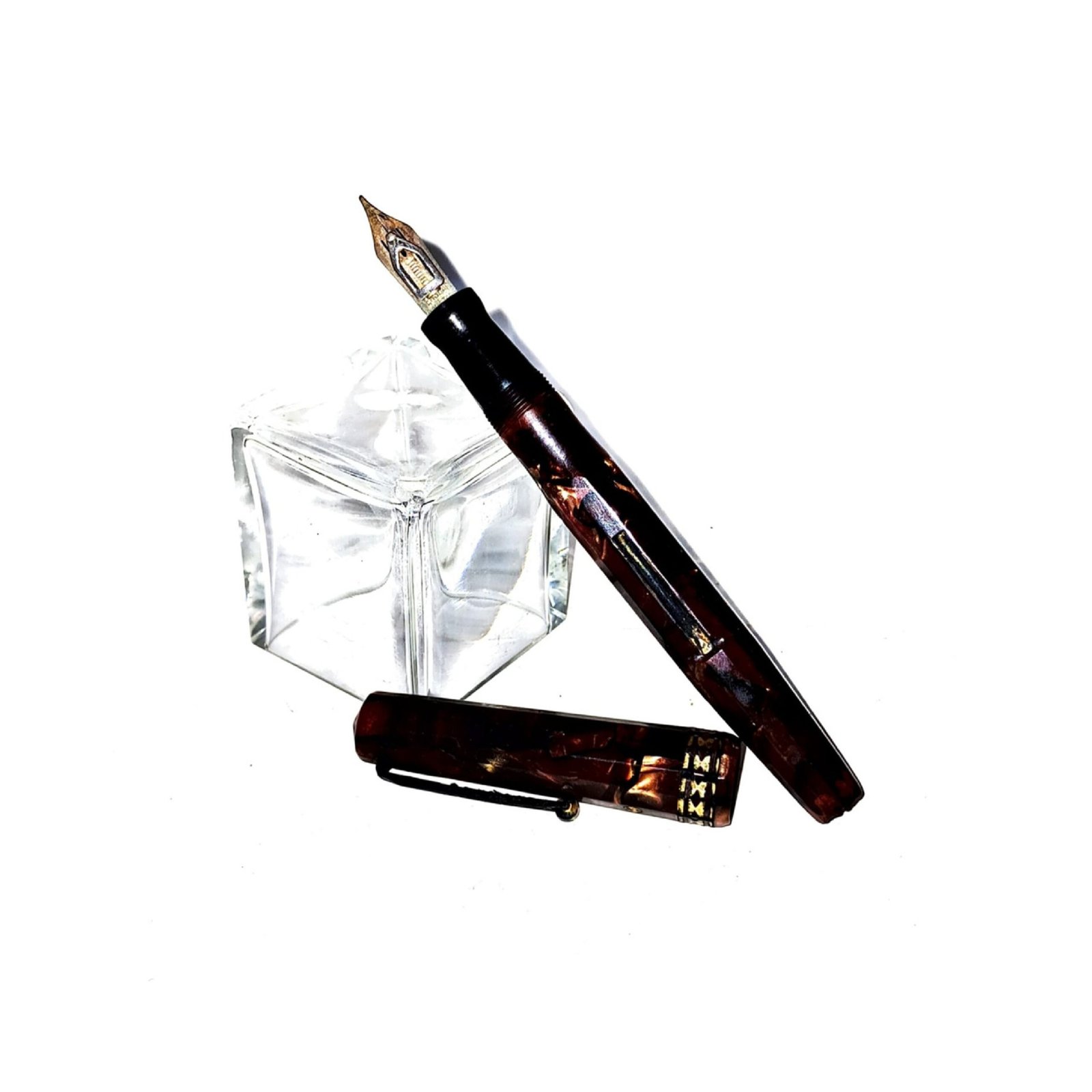 Vintage Wahl-Eversharp Doric Fountain Pen – 14K Gold Nib