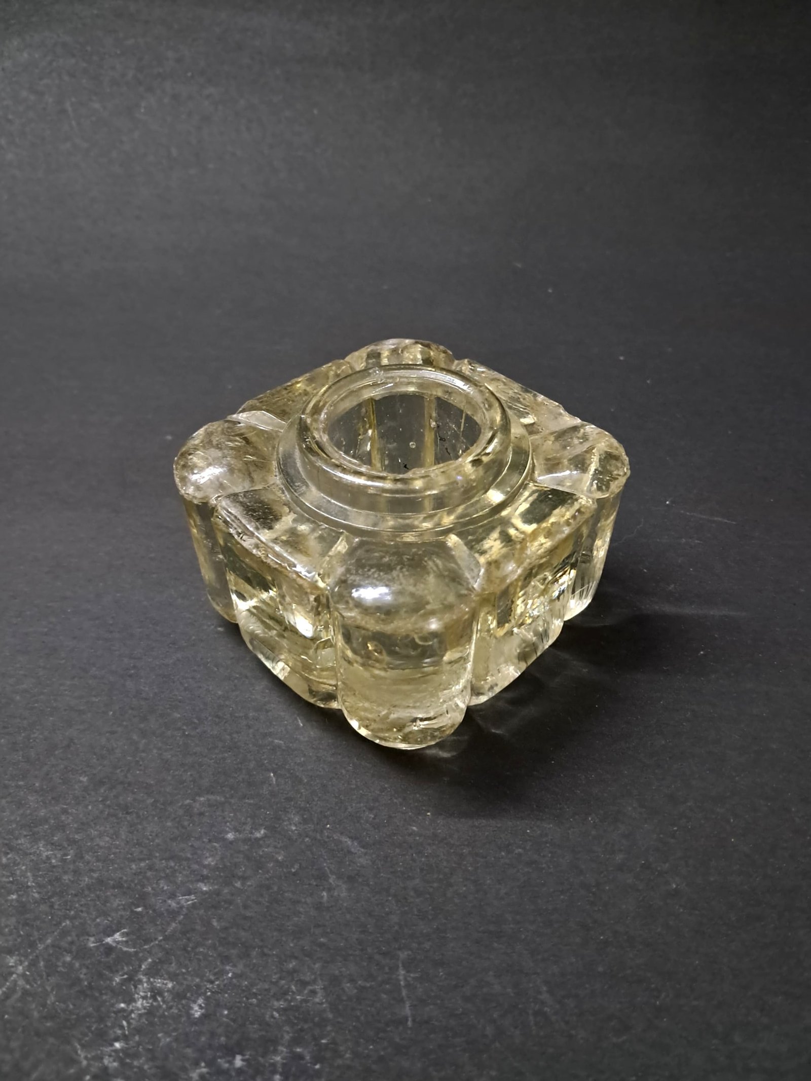 Vintage Heavy Clear Glass “Flower Petal” Design Inkwell – Decorative Desk Writing Accessory